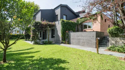 Chalet unifamiliar en venta en Barrio de la Soledad - Vista 4