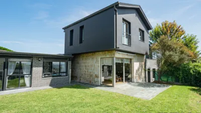 Chalet unifamiliar en venta en Barrio de la Soledad - Vista 6