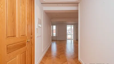Apartment on Calle Isabel La Católica photo 9