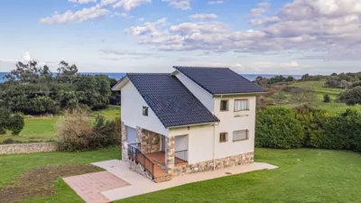House in Pendueles photo 6