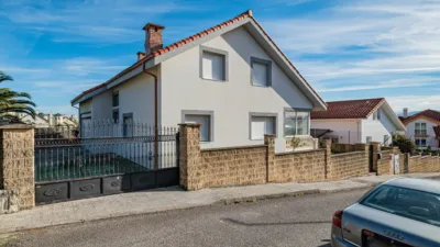 Detached house in Playa San Juan de la Canal Urbanization photo 20