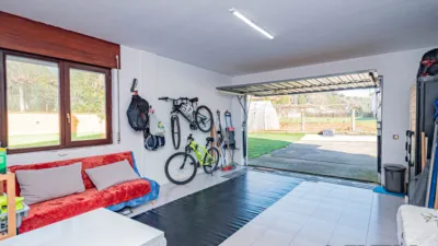 Semi-detached house in Perujo Neighborhood photo 35