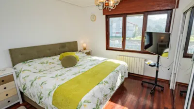 Semi-detached house in Perujo Neighborhood photo 9