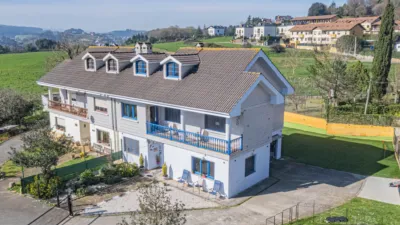 Semi-detached house in Perujo Neighborhood photo 68
