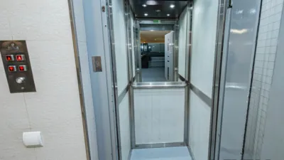 Apartment on Calle de Vargas photo 40