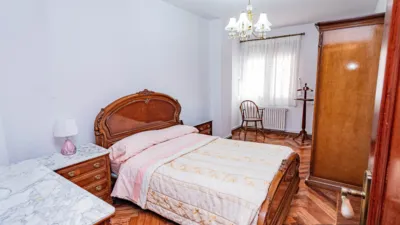 Apartment on Calle de Vargas photo 8