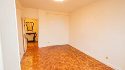 Apartment on Calle de Antonio López photo 45