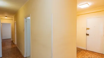 Apartment on Calle de Antonio López photo 39