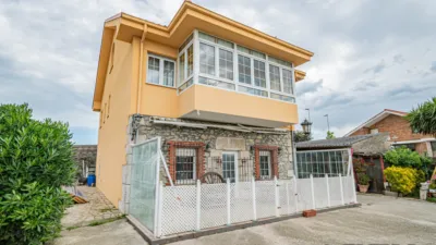 House on Veridiano Rojo Herrera Street photo 54