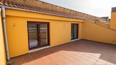 Duplex on Francisco Tomás y Valiente Street photo 20