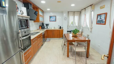 Detached house on Avenida Ojaiz photo 13