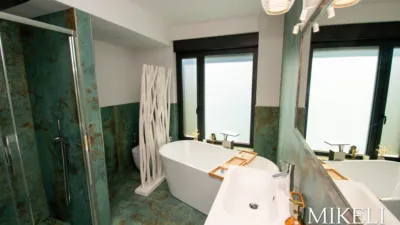 Detached house in Barrio de Portio photo 47