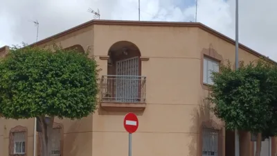 Townhouse on Calle de Pablo Neruda photo 16