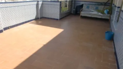 Top-floor apartment in Oeste photo 4
