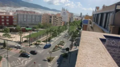 Top-floor apartment in Oeste photo 5
