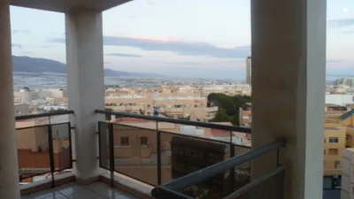 Apartment in the Town Hall area photo 8