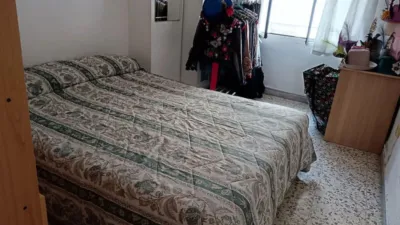 Apartment in Gelves photo 3