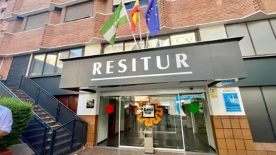 Estudio en alquiler en Calle Salado, Zona Esperanza de Triana (Distrito Triana. Sevilla Capital) de 900 €<span>/mes</span>