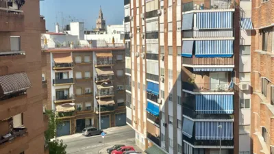 Estudio en alquiler en Calle Salado, Zona Esperanza de Triana (Distrito Triana. Sevilla Capital) de 900 €<span>/mes</span>