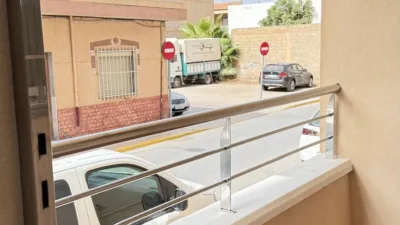 Apartment on Calle de la Prosperidad photo 4