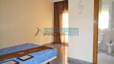 Terraced house in Oeste photo 13