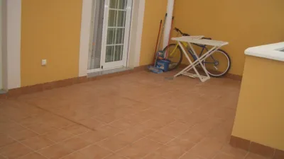 Top-floor apartment in Oeste photo 4