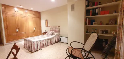House in Benetússer photo 32