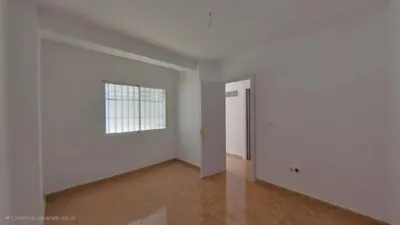 Piso en calle de los Santos Justo y Pastor photo 18