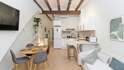 Piso en alquiler en El Cabanyal-El Canyamelar - Imagen 2