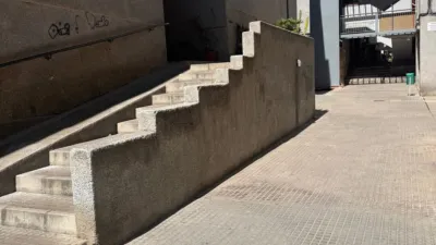 Top-floor apartment for sale on Calle del Profesor Francisco Tomás y Valiente photo 32