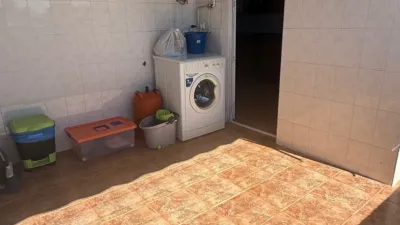 Top-floor apartment for sale on Calle del Profesor Francisco Tomás y Valiente photo 17