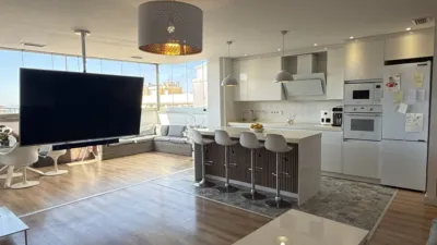 Top-floor apartment in 3.5 - Universidad - Kelme photo 4