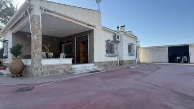 Chalet on Avinguda Penya de les Àligues photo 37
