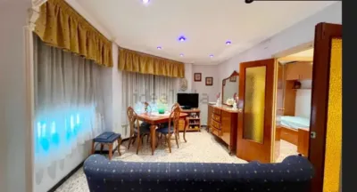 Apartment in Plaça de Crevillent-Juzgados photo 3