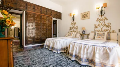 Chalet unifamiliar en venta en Calle Cotanillos, Driebes de 2.000.000 €