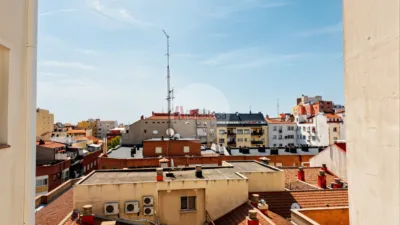 Piso en venta en Calle de Coslada, Guindalera (Distrito Barrio de Salamanca. Madrid Capital) de 590.000 €