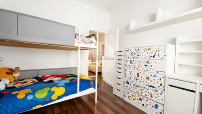 Piso en venta en Calle de Coslada, Guindalera (Distrito Barrio de Salamanca. Madrid Capital) de 590.000 €