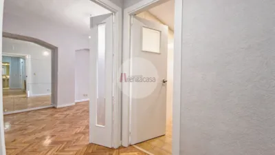 Piso en venta en Calle de Azcona, cerca de Calle de Martínez Izquierdo, Guindalera (Distrito Barrio de Salamanca. Madrid Capital) de 730.000 €