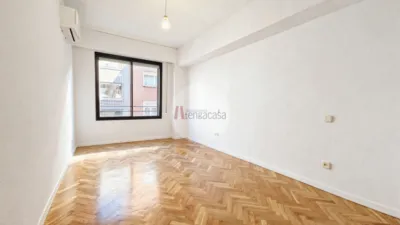 Piso en venta en Calle de Azcona, cerca de Calle de Martínez Izquierdo, Guindalera (Distrito Barrio de Salamanca. Madrid Capital) de 730.000 €