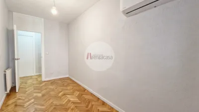 Piso en venta en Calle de Azcona, cerca de Calle de Martínez Izquierdo, Guindalera (Distrito Barrio de Salamanca. Madrid Capital) de 730.000 €