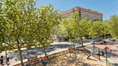 Piso en venta en Calle de los Dibujantes, Arcos (Distrito San Blas. Madrid Capital) de 230.000 €