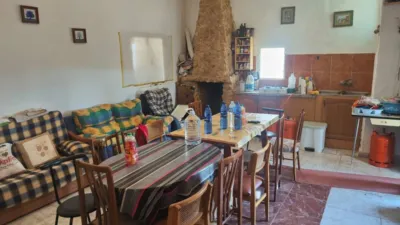 Rustic house in Partida de Al-Cartella O Torrosellas photo 10