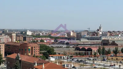 Ático en venta en Paseo del Arco de Ladrillo, cerca de Calle Florencia, Ciudad de la Comunicación-Argales (Valladolid Capital) de 320.000 €