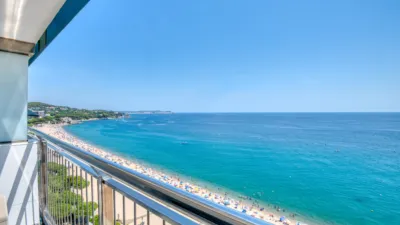 Apartment on Avinguda de la Costa Brava photo 6