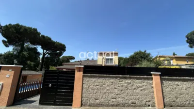 Casa en venta en Carrer de la Lluna, cerca de Ronda de la Goba, Vidreres de 490.000 €