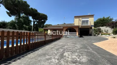 Casa en venta en Carrer de la Lluna, cerca de Ronda de la Goba, Vidreres de 490.000 €