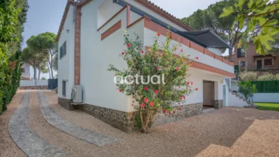 House on Carrer de la Noguera photo 26