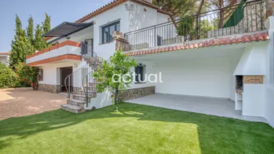 House on Carrer de la Noguera photo 25