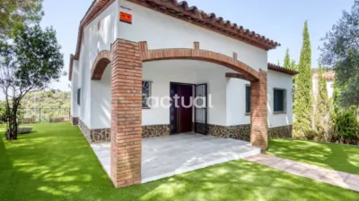 House on Carrer de la Noguera photo 8