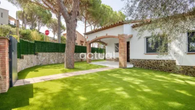 House on Carrer de la Noguera photo 7